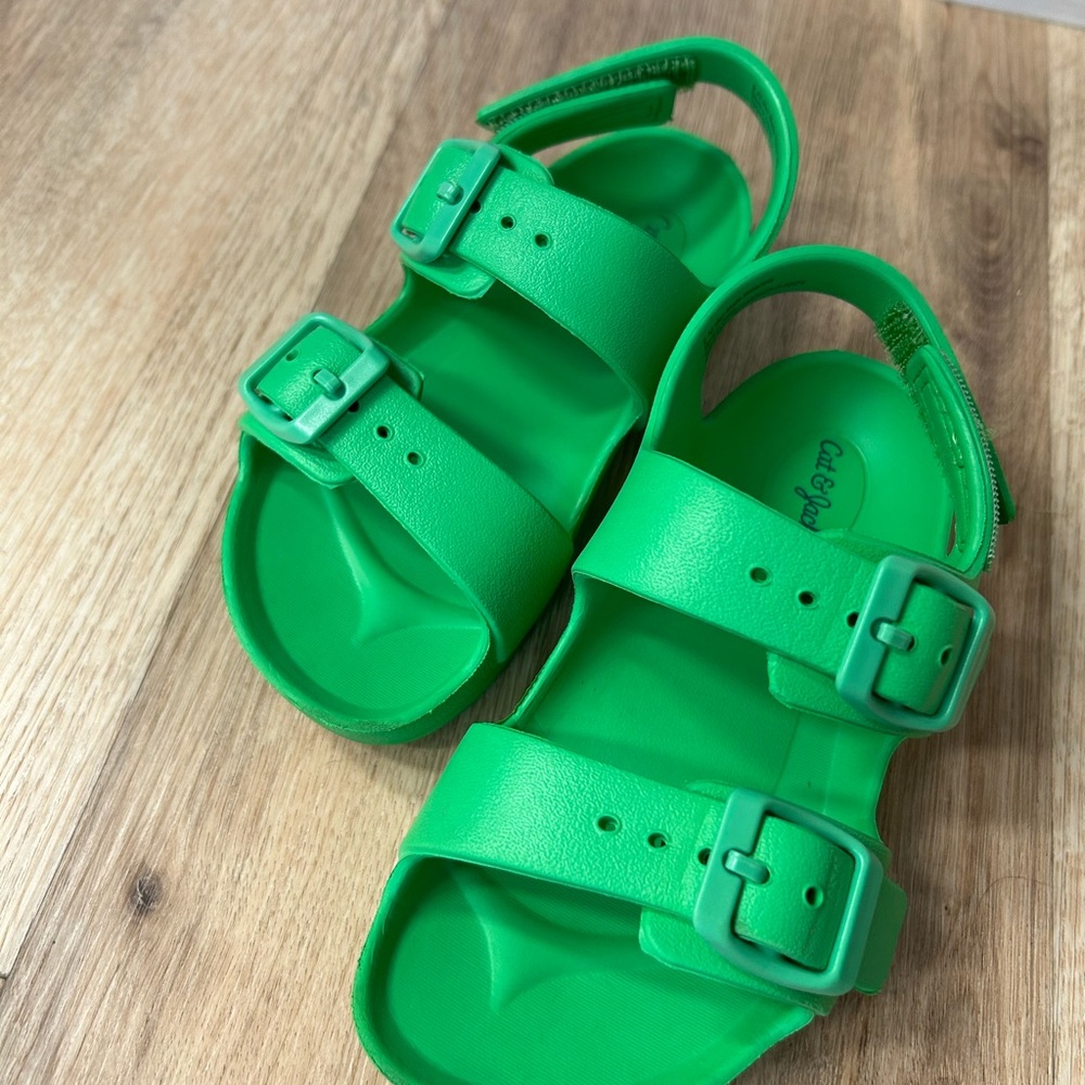 Cat & Jack Green Kids Sandals, size 9